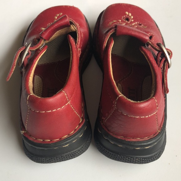 Born Red Leather Child’s Shoes Size 8/25.5 - Picture 4 of 8